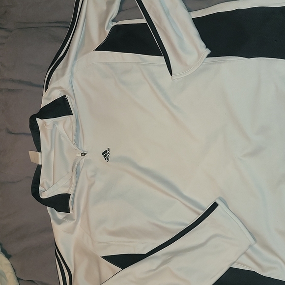 Adidas large pullover - Picture 2 of 2